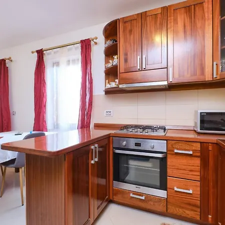 Dino 1 * Mali Lošinj