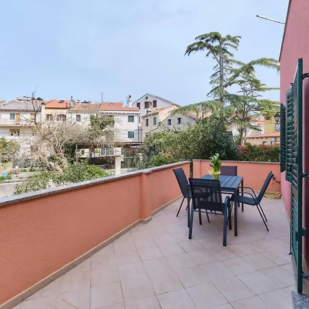 Dino 1 Mali Lošinj